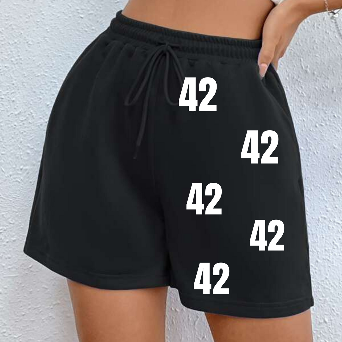 WIDE SPREAD SHORTS