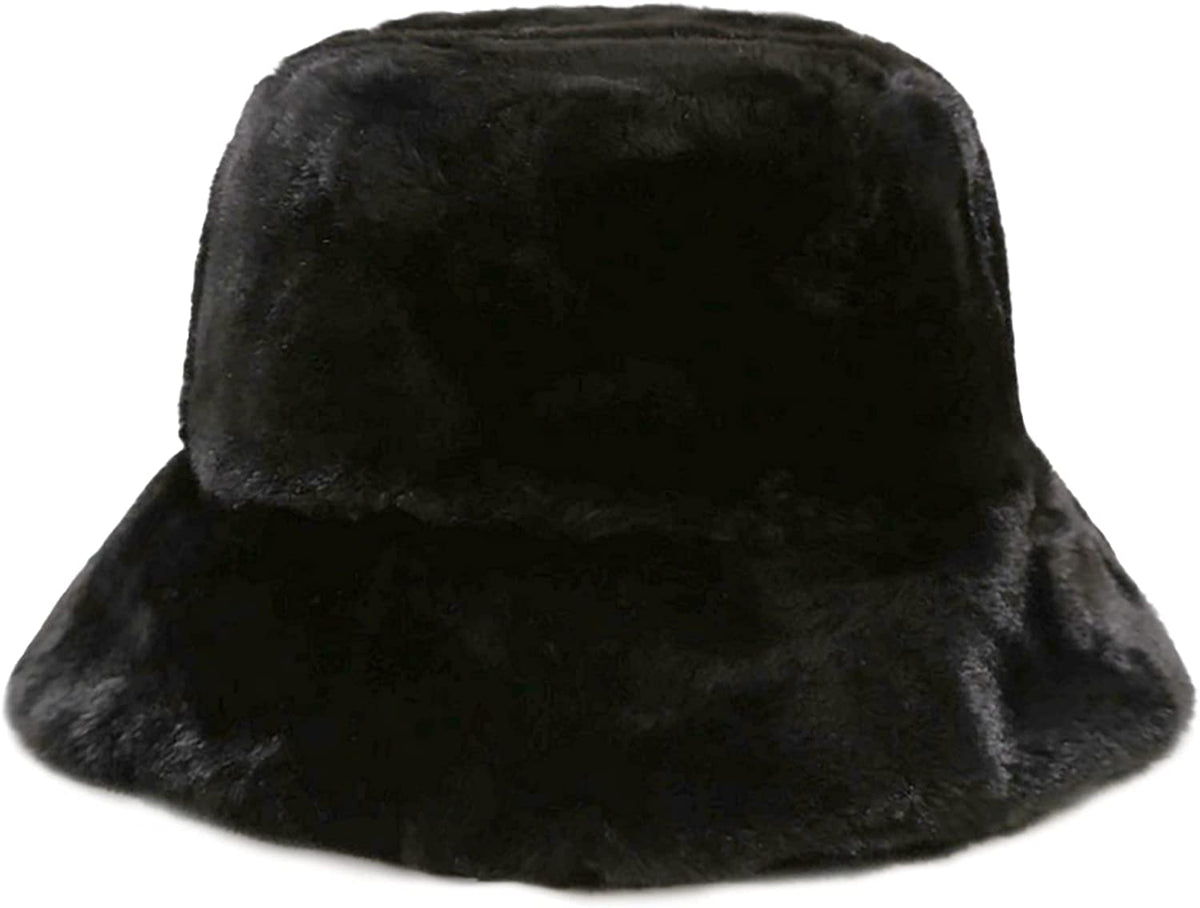 FUZZY BUCKET HAT